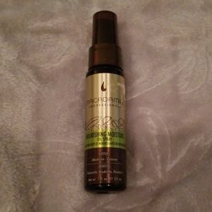 Macadamia Oil Spray  1 oz New